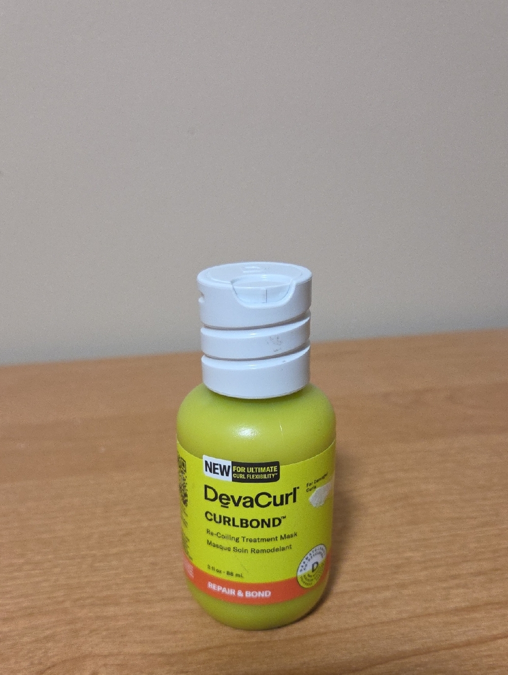 DevaCurl Curbond Re-Coiling Treatment Mask - Lime Green